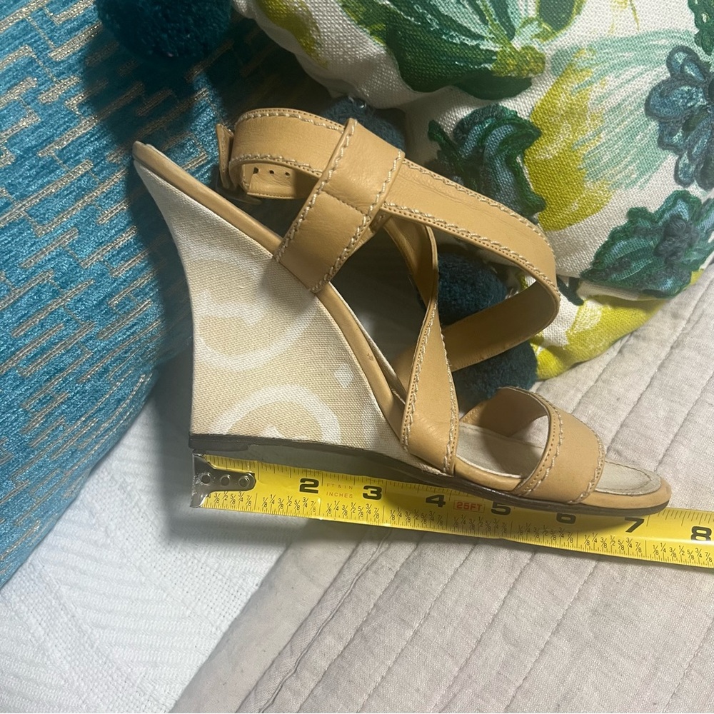 Manolo Blahnik High Heel Wedges Strappy Sandal Tan White Swirl Yald Bulgaro sz 8 - Picture 9 of 12